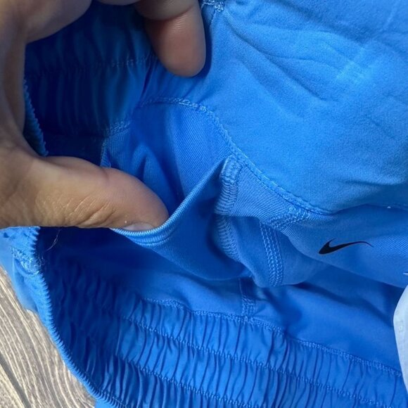 Nike Women's One Dri-FIT Ultra High-Waisted 3" Short-Lined Shorts NWT Size XS - Picture 5 of 16